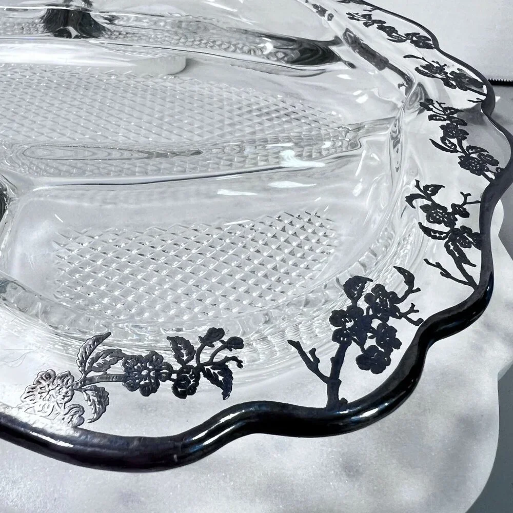 Vtg Divided Glass Relish Tray Silver Overlay Floral Rim Design Textured Sections